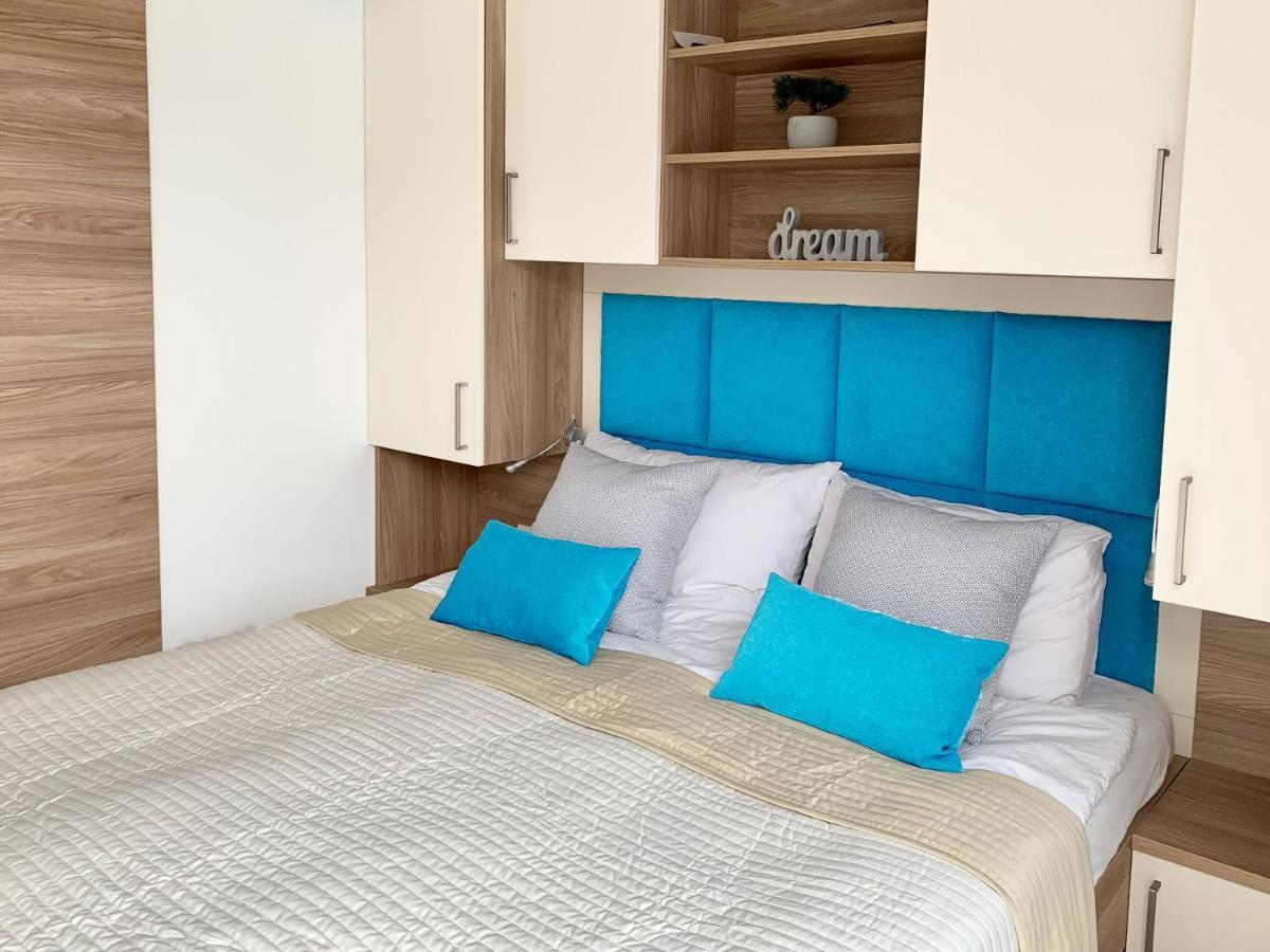 Bonita Houseboat Apartment Portorose Εξωτερικό φωτογραφία