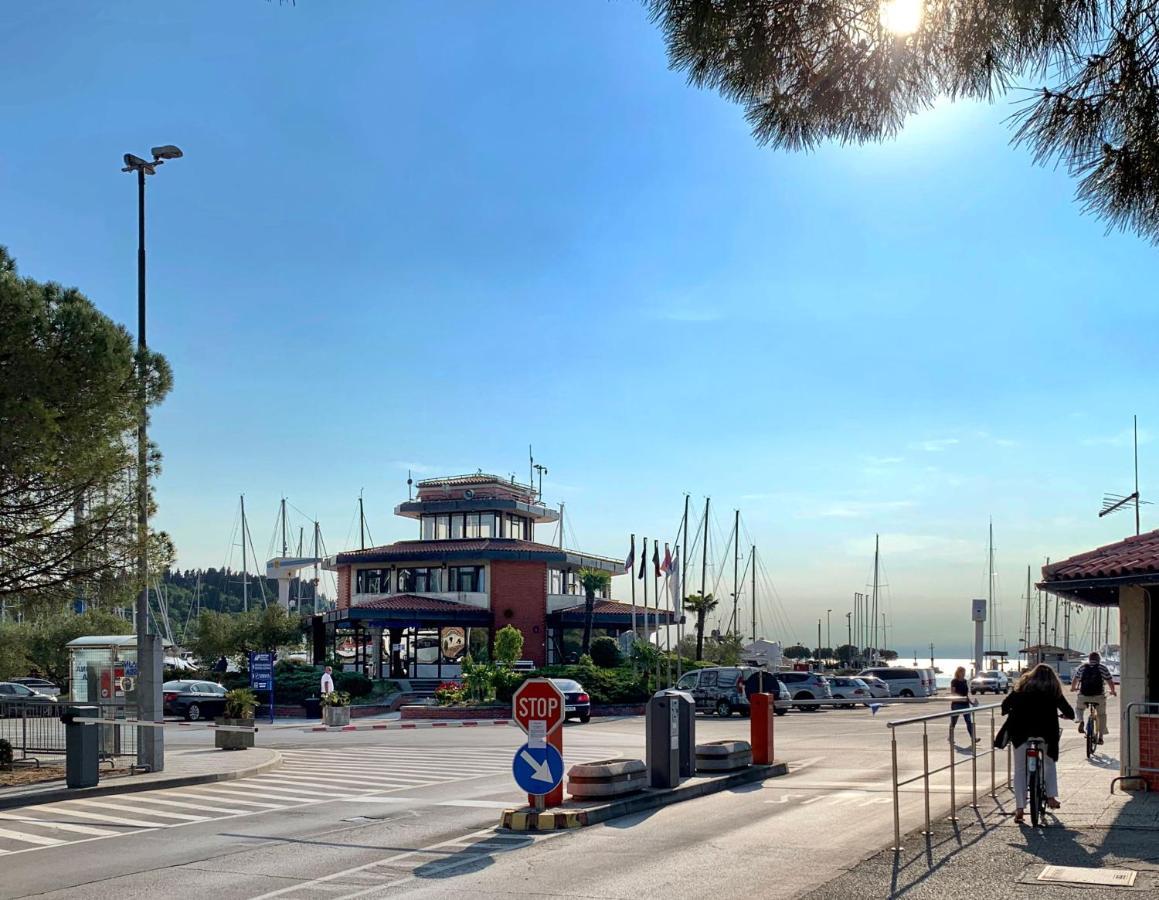 Bonita Houseboat Apartment Portorose Εξωτερικό φωτογραφία